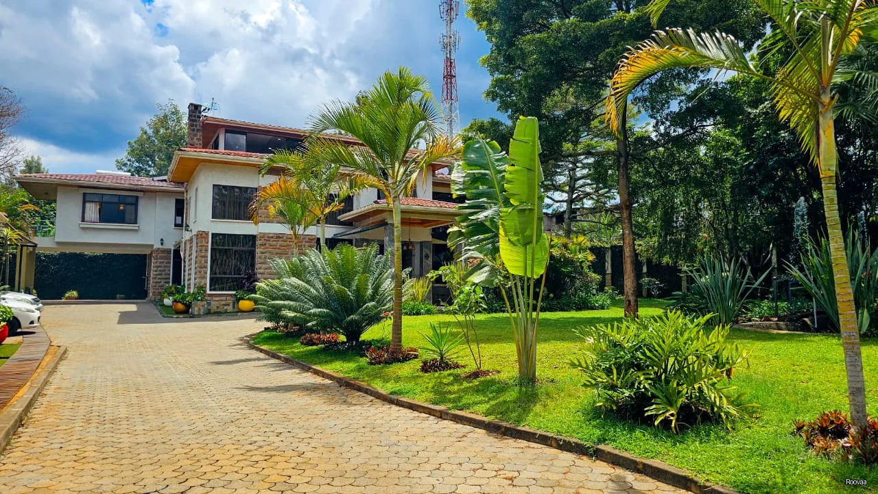 Elegant Stay in New Kitisuru Estate